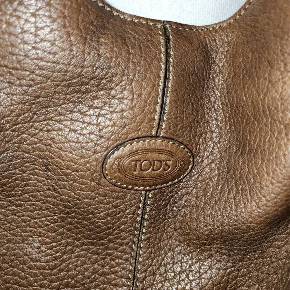TOD'S EUC XL PEBBLED LEATHER HOBO BAG SATCHEL.